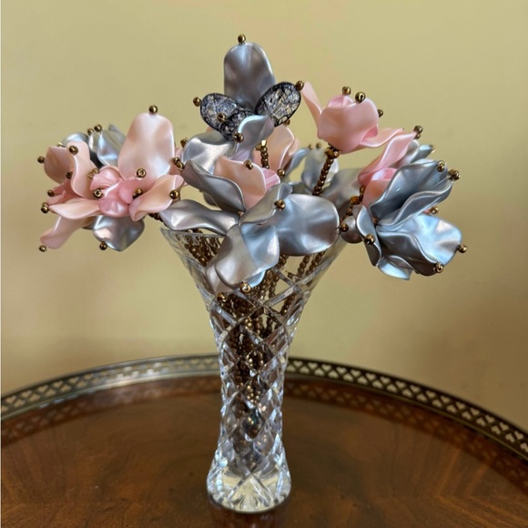 New handmade artificial beaded flowers for decor - Picture 4 of 6